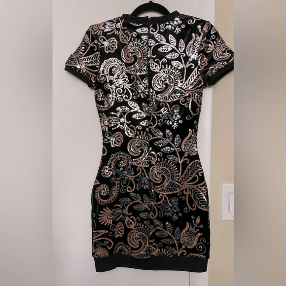 NWOT Dress the Population Malorie Velvet Sequin Bodycon Mini Dress Size Small - Picture 4 of 11